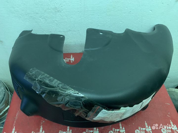 Citroen C3/DS3 Подкрылок задний левый