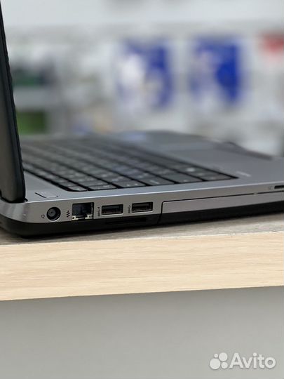 Ноут HP / Core i3, 8GB, SSD+HDD