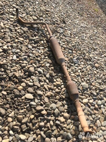 Toyota funcargo средняя часть глушителя