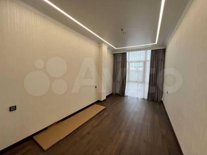 3-к. квартира, 83 м², 2/7 эт.