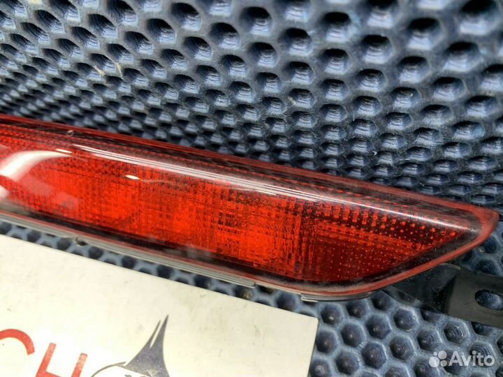Фонарь стоп сигнала Jeep Grand Cherokee WK2