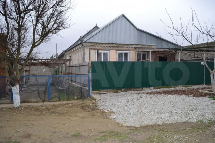 Дом 250 м² на участке 8 сот.