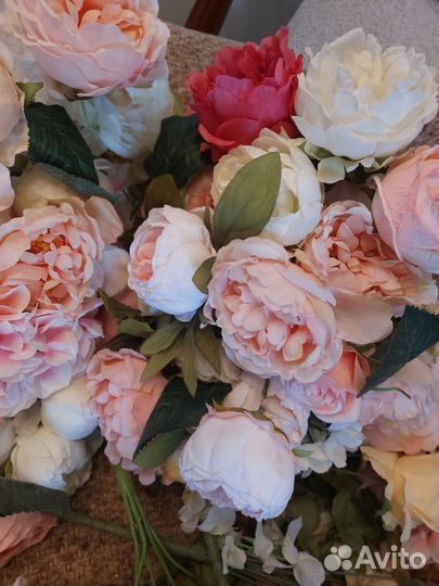 Искусственные цветы для декора