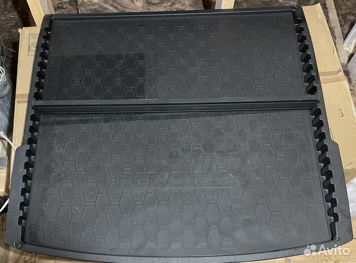 Поддон багажника MQ4 Sorento