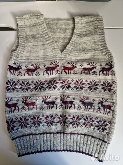 Жилет шерстяной новый р.128
