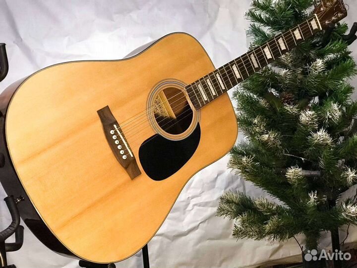 Гитара акустическая с чехлом