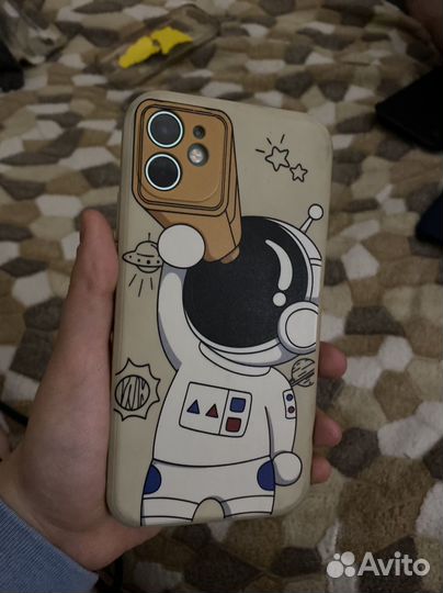 Чехол на iPhone 11