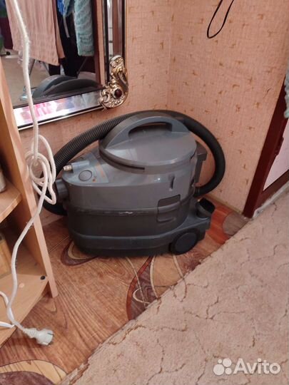 Пылесос Philips