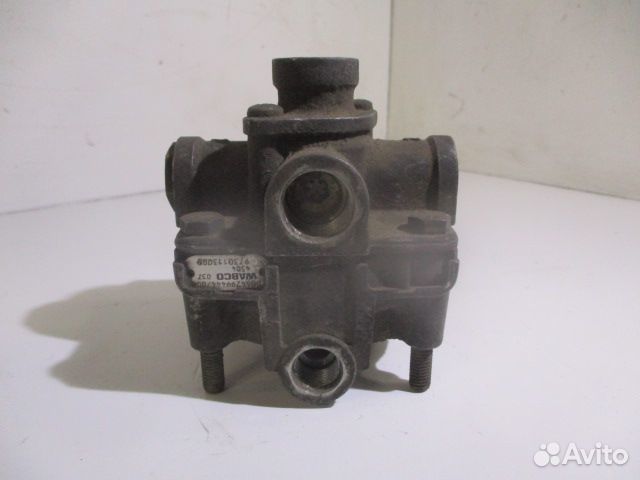 Ускорительный клапан Wabco 9730113000