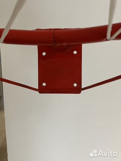 Баскетбольное кольцо с упором