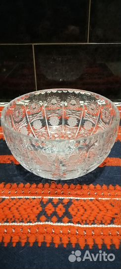 Хрустальный салатник новый