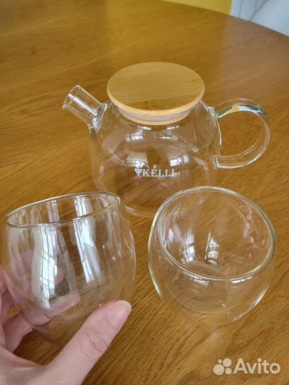 Новый чайник и 2 стакана