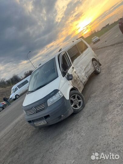 В разборке Volkswagen Transporter T5