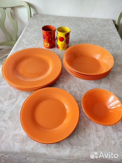 Набор тарелок