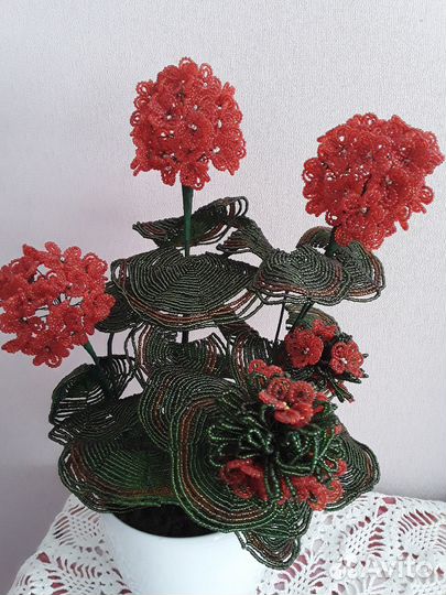 Цветы из бисера