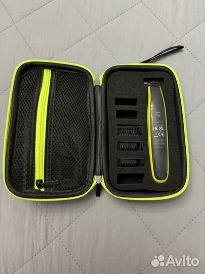 Триммер Philips one-blade QP2724