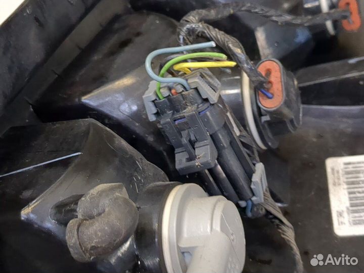 Фонарь (задний) Saturn VUE, 2006