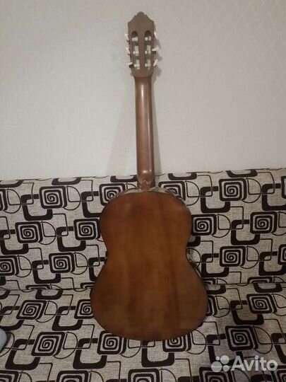 Классическая гитара yamaha c40