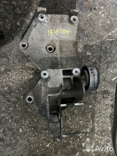 Кронштейн навесного оборудования Lacetti