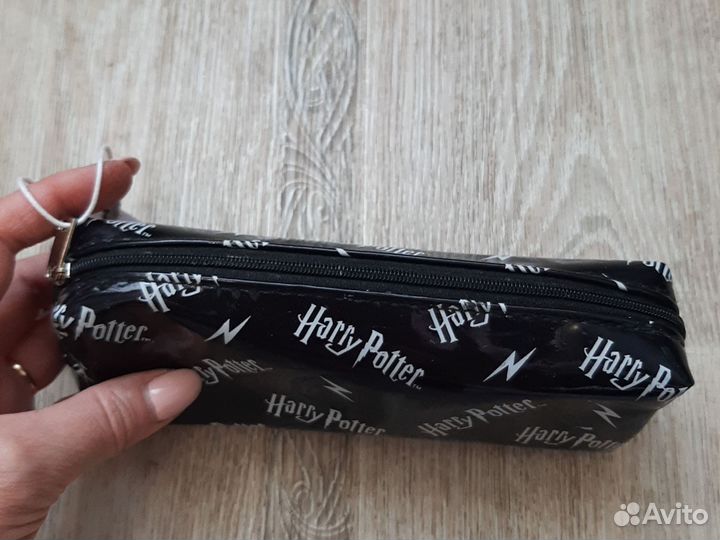 Пенал школьный новый