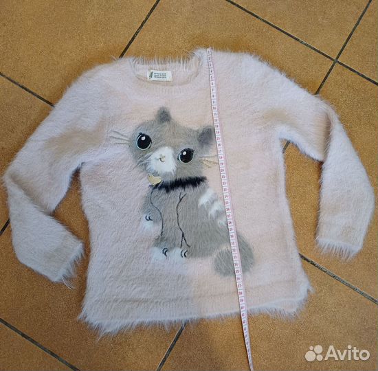 Кофта с кошкой на девочку 4-6лет