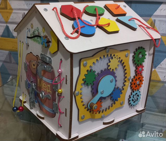 Бизиборд домик со светом