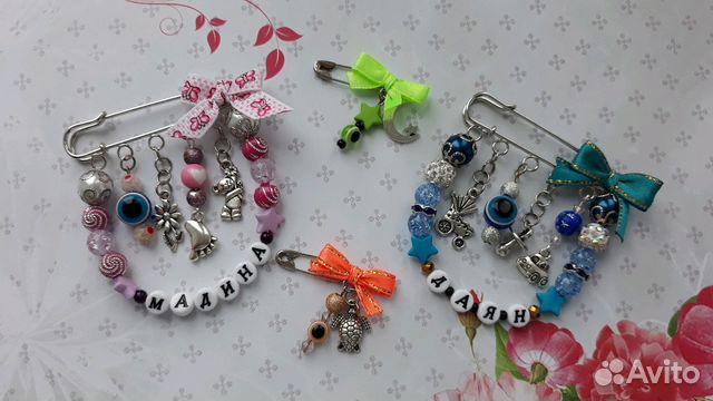 Именная булавка