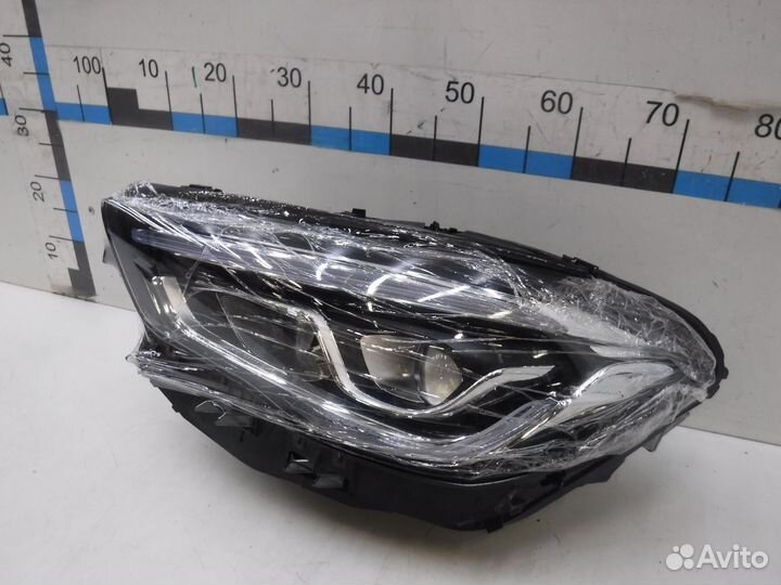 Фара левая Mercedes-Benz GLA-Class