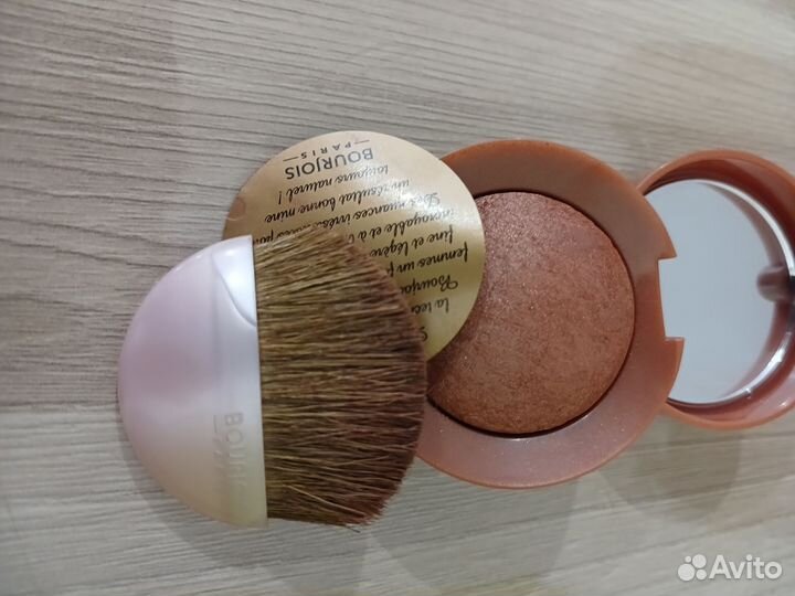 Румяна Bourjois blusher тон santal 92