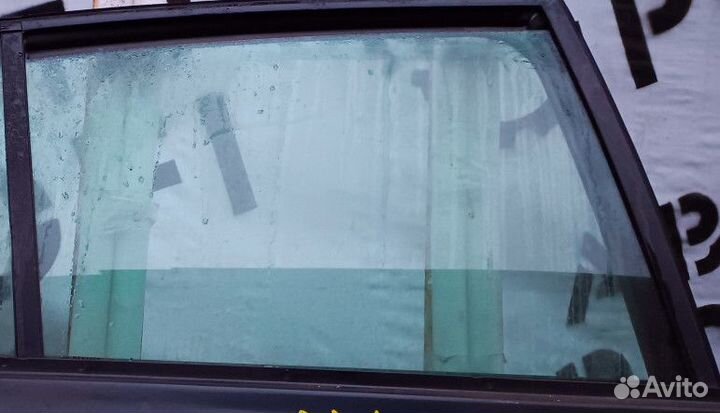 Стекло двери задней правой Renault Megane 2