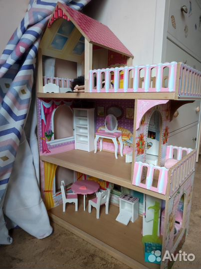Домик для кукол
