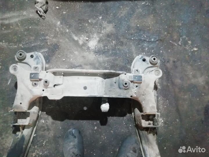 Балка подмоторная (подрамник) форд мондео 3