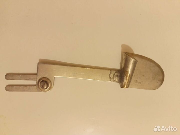 Приспособления для швейной машинки