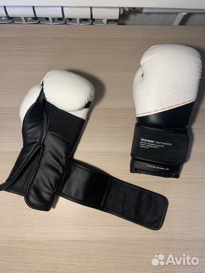 Боксерские перчатки 8 oz