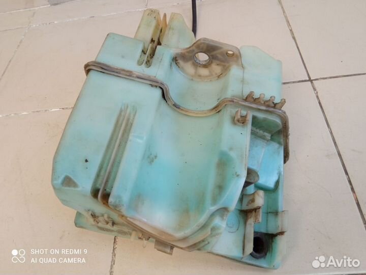 Бачок омывателя лобового стекла Volvo S80