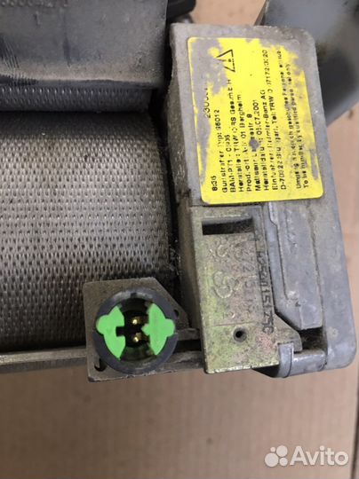 Ремень безопасности левый Mercedes W203 (2994)