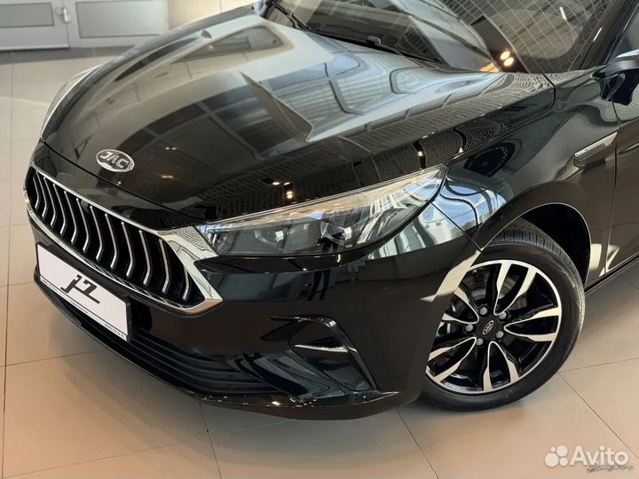 JAC J7 1.5 CVT, 2023