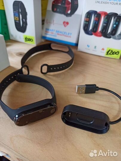 Фитнес браслет М5