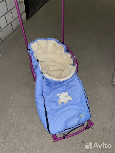 Детские санки на колесах