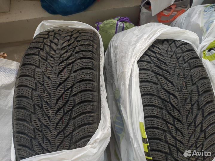 Nokian Tyres Hakkapeliitta R3 225/50 R17