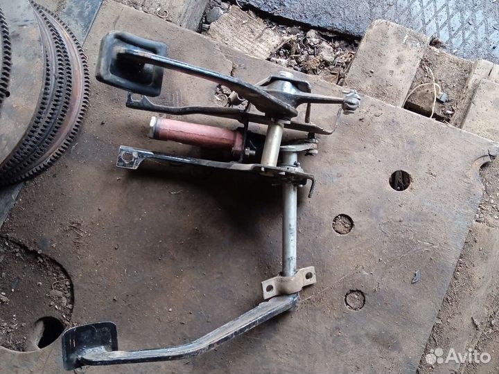 Продам,сцепления тормоза на уаз,комплектэ