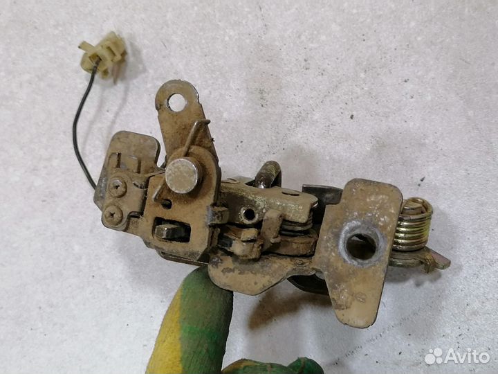 Замок багажника для Kia Sephia/Shuma 1996-2001