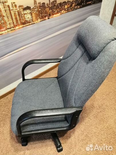 Компьютерное кресло
