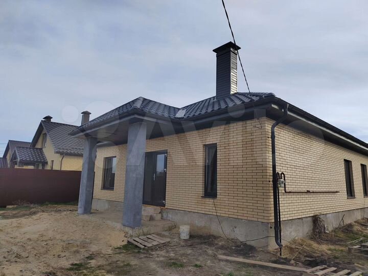 Дом 103 м² на участке 5 сот.