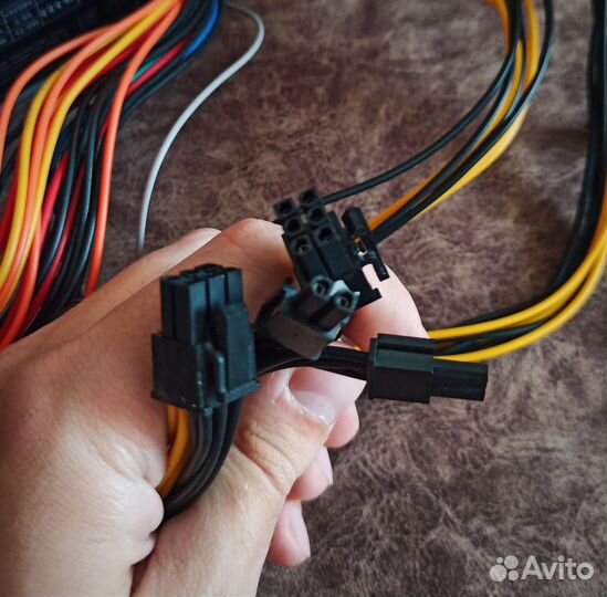 Блок питания Accord 600W 2x6+2pin на пломбах