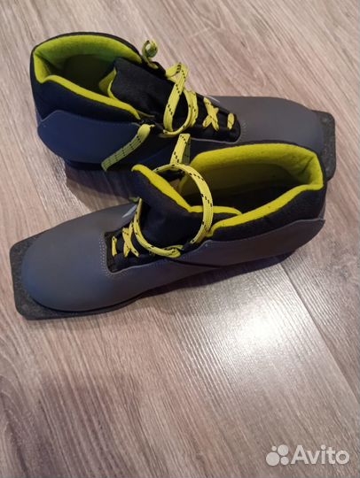 Лыжные ботинки 41 и 42 размер