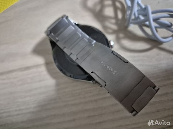 Huawei watch 4 pro titanium