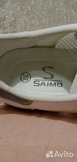 Кроссовки и туфли 37 размера