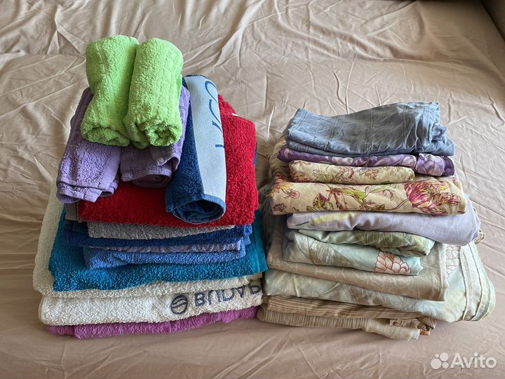 Постельное белье и полотенца пакетом