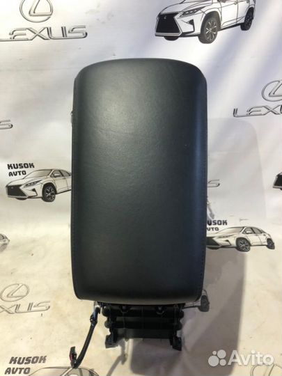 Подлокотник Lexus Rx 350 DBA-GGL10W 2GR-FE 2009
